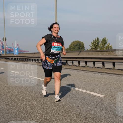 03.10.2025 - Köhlbrandbrückenlauf Fabian Wolf http://msf.ph/oto/9075449 03.10.2025 10:14:43 Position 3 3, 2936 meine-sportfotos.de