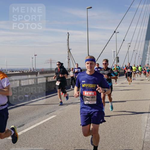 03.10.2025 - Köhlbrandbrückenlauf Michael Burmester http://msf.ph/oto/9075513 03.10.2025 12:40:50 Position 2 4252, 6097 meine-sportfotos.de