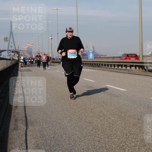03.10.2025 - Köhlbrandbrückenlauf Fabian Wolf http://msf.ph/oto/9075541 03.10.2025 10:14:45 Position 3 2602, 3, 964 meine-sportfotos.de