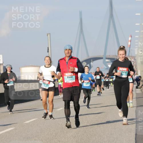 03.10.2025 - Köhlbrandbrückenlauf Jannik Wohlers http://msf.ph/oto/9075551 03.10.2025 09:51:32 Position 3 1134 meine-sportfotos.de