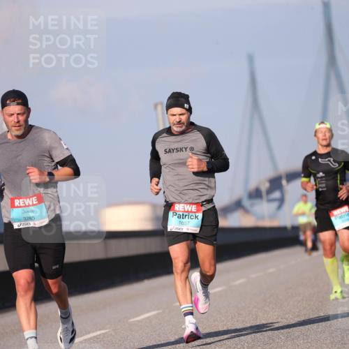 03.10.2025 - Köhlbrandbrückenlauf Jannik Wohlers http://msf.ph/oto/9075670 03.10.2025 09:42:00 Position 3 3785, 1037 meine-sportfotos.de