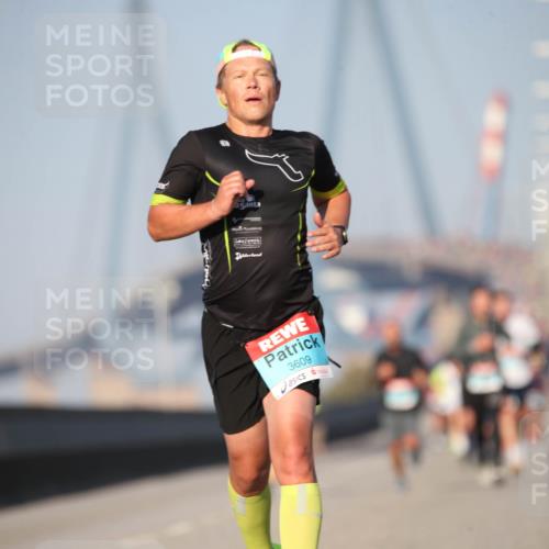 03.10.2025 - Köhlbrandbrückenlauf Jannik Wohlers http://msf.ph/oto/9075682 03.10.2025 09:42:02 Position 3 3609 meine-sportfotos.de