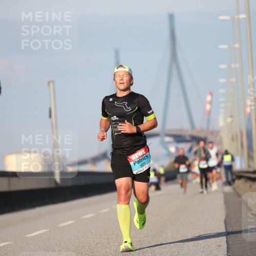 03.10.2025 - Köhlbrandbrückenlauf Jannik Wohlers http://msf.ph/oto/9075702 03.10.2025 09:42:03 Position 3 3609 meine-sportfotos.de