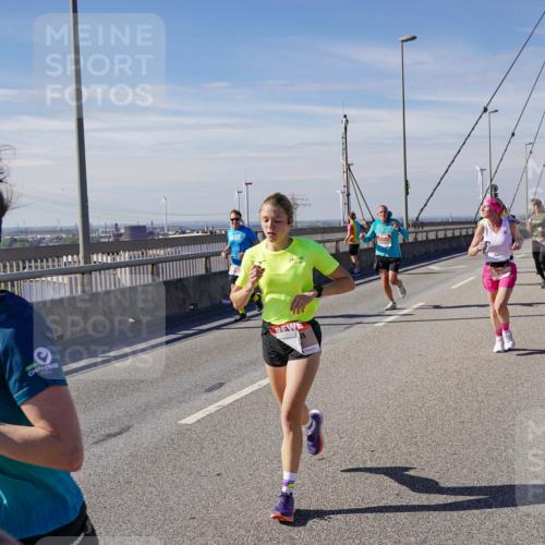 03.10.2025 - Köhlbrandbrückenlauf Michael Burmester http://msf.ph/oto/9075724 03.10.2025 12:40:58 Position 2  meine-sportfotos.de