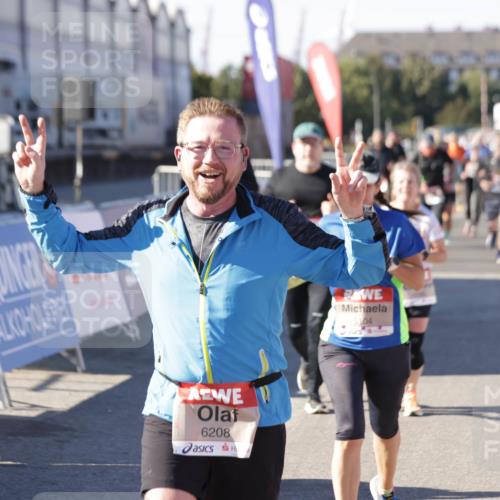 03.10.2025 - Köhlbrandbrückenlauf Jannik Wohlers http://msf.ph/oto/9075738 03.10.2025 13:16:34 Ziel 4036, 4146, 4235, 4314, 4408, 4586, 5104, 5498, 5570, 5630, 5694, 5815, 5983, 6208, 6353, 6377, 6812 meine-sportfotos.de