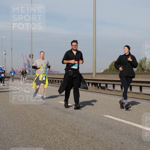 03.10.2025 - Köhlbrandbrückenlauf Fabian Wolf http://msf.ph/oto/9075803 03.10.2025 10:15:05 Position 3  meine-sportfotos.de