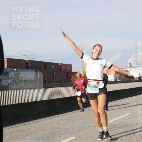 03.10.2025 - Köhlbrandbrückenlauf Jannik Wohlers http://msf.ph/oto/9075804 03.10.2025 09:51:39 Position 3 17, 3341 meine-sportfotos.de