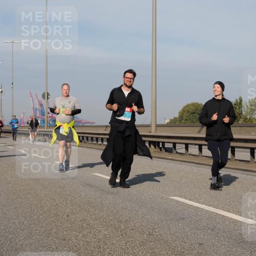 03.10.2025 - Köhlbrandbrückenlauf Fabian Wolf http://msf.ph/oto/9075812 03.10.2025 10:15:06 Position 3  meine-sportfotos.de