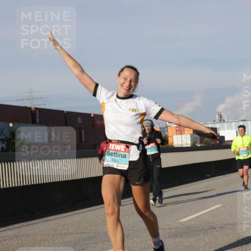 03.10.2025 - Köhlbrandbrückenlauf Jannik Wohlers http://msf.ph/oto/9075854 03.10.2025 09:51:40 Position 3 210, 3341 meine-sportfotos.de