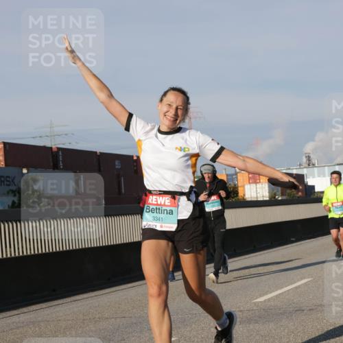 03.10.2025 - Köhlbrandbrückenlauf Jannik Wohlers http://msf.ph/oto/9075860 03.10.2025 09:51:40 Position 3 3341, 20 meine-sportfotos.de