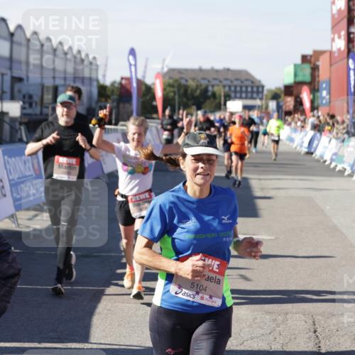03.10.2025 - Köhlbrandbrückenlauf Jannik Wohlers http://msf.ph/oto/9075863 03.10.2025 13:16:36 Ziel 4036, 4146, 4235, 4314, 4408, 4586, 4813, 5104, 5570, 5630, 5694, 5815, 5983, 6208, 6353, 6377, 6812 meine-sportfotos.de