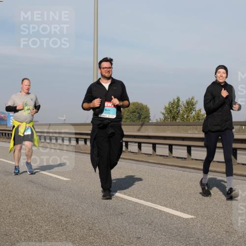 03.10.2025 - Köhlbrandbrückenlauf Fabian Wolf http://msf.ph/oto/9075870 03.10.2025 10:15:07 Position 3 3733 meine-sportfotos.de