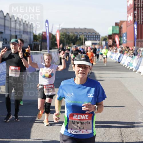 03.10.2025 - Köhlbrandbrückenlauf Jannik Wohlers http://msf.ph/oto/9075891 03.10.2025 13:16:36 Ziel 4036, 4146, 4235, 4314, 4408, 4586, 4813, 5104, 5570, 5630, 5694, 5815, 5983, 6208, 6353, 6377, 6812 meine-sportfotos.de