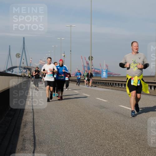 03.10.2025 - Köhlbrandbrückenlauf Fabian Wolf http://msf.ph/oto/9075894 03.10.2025 10:15:08 Position 3  meine-sportfotos.de