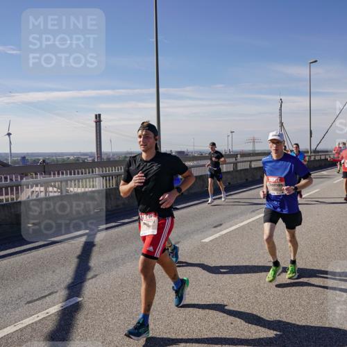 03.10.2025 - Köhlbrandbrückenlauf Michael Burmester http://msf.ph/oto/9075900 03.10.2025 12:41:05 Position 2  meine-sportfotos.de