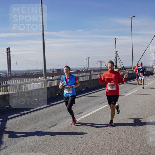 03.10.2025 - Köhlbrandbrückenlauf Michael Burmester http://msf.ph/oto/9075949 03.10.2025 12:41:07 Position 2  meine-sportfotos.de