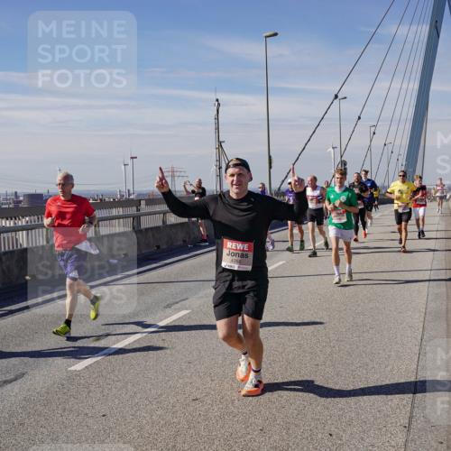 03.10.2025 - Köhlbrandbrückenlauf Michael Burmester http://msf.ph/oto/9076026 03.10.2025 12:41:10 Position 2 4268 meine-sportfotos.de
