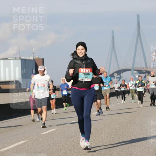03.10.2025 - Köhlbrandbrückenlauf Jannik Wohlers http://msf.ph/oto/9076031 03.10.2025 09:51:44 Position 3 1449 meine-sportfotos.de