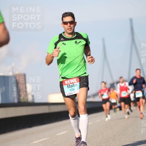03.10.2025 - Köhlbrandbrückenlauf Jannik Wohlers http://msf.ph/oto/9076092 03.10.2025 09:42:37 Position 3 2704 meine-sportfotos.de