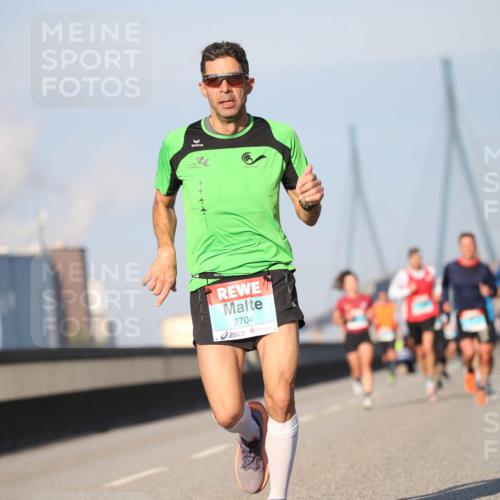 03.10.2025 - Köhlbrandbrückenlauf Jannik Wohlers http://msf.ph/oto/9076103 03.10.2025 09:42:38 Position 3 2704 meine-sportfotos.de