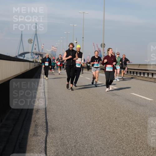 03.10.2025 - Köhlbrandbrückenlauf Fabian Wolf http://msf.ph/oto/9076114 03.10.2025 10:15:16 Position 3  meine-sportfotos.de