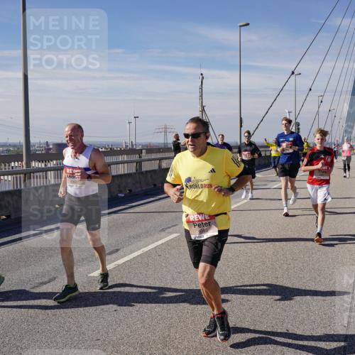 03.10.2025 - Köhlbrandbrückenlauf Michael Burmester http://msf.ph/oto/9076132 03.10.2025 12:41:14 Position 2 4300, 4085 meine-sportfotos.de