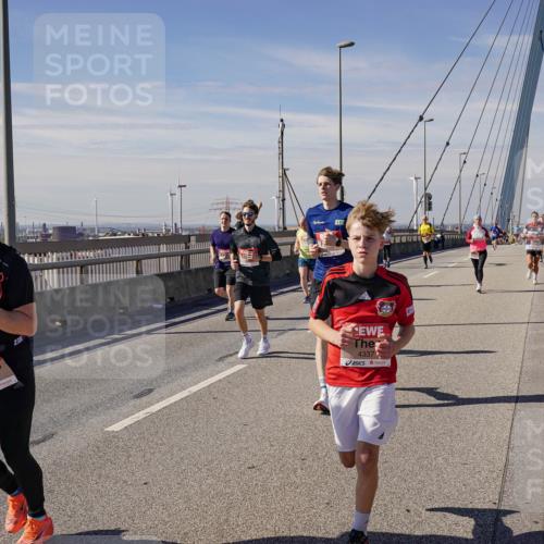 03.10.2025 - Köhlbrandbrückenlauf Michael Burmester http://msf.ph/oto/9076168 03.10.2025 12:41:16 Position 2 5784, 4337 meine-sportfotos.de