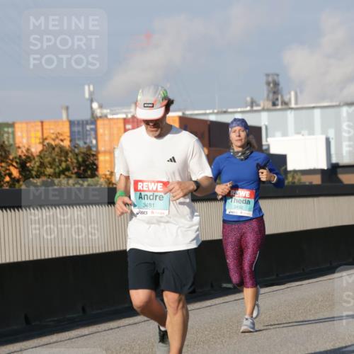 03.10.2025 - Köhlbrandbrückenlauf Jannik Wohlers http://msf.ph/oto/9076217 03.10.2025 09:51:48 Position 3 3481, 3492 meine-sportfotos.de