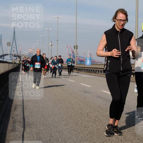 03.10.2025 - Köhlbrandbrückenlauf Fabian Wolf http://msf.ph/oto/9076304 03.10.2025 10:15:21 Position 3 1729 meine-sportfotos.de