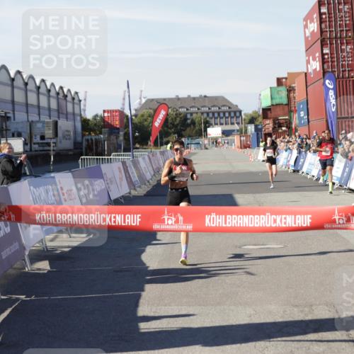 03.10.2025 - Köhlbrandbrückenlauf Jannik Wohlers http://msf.ph/oto/9076310 03.10.2025 12:46:48 Ziel 4027, 6483, 6516, 6740 meine-sportfotos.de