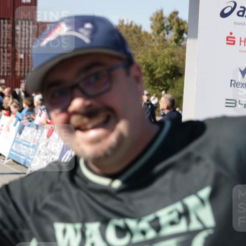 03.10.2025 - Köhlbrandbrückenlauf Jannik Wohlers http://msf.ph/oto/9076350 03.10.2025 13:17:01 Ziel 4168, 4242, 4331, 4359, 4361, 4605, 4861, 4978, 4982, 5033, 5053, 5073, 5087, 5090, 5100, 5166, 5302, 5385, 5386, 5453, 5467, 5479, 5840, 6286, 6474, 6623, 6626, 6658 meine-sportfotos.de