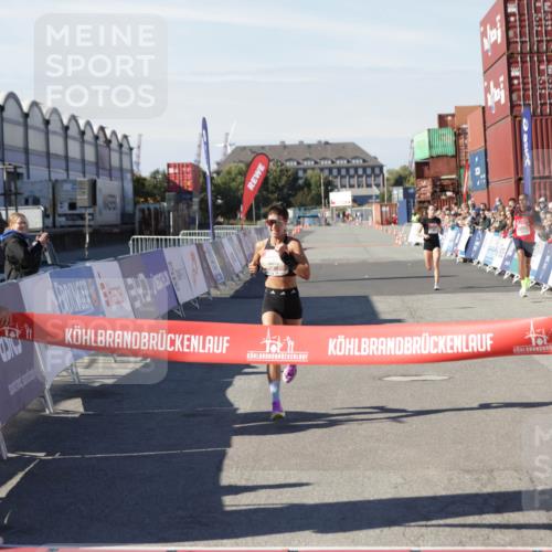 03.10.2025 - Köhlbrandbrückenlauf Jannik Wohlers http://msf.ph/oto/9076355 03.10.2025 12:46:49 Ziel 4027, 6483, 6516, 6740 meine-sportfotos.de