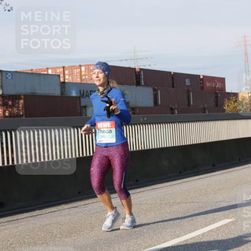 03.10.2025 - Köhlbrandbrückenlauf Jannik Wohlers http://msf.ph/oto/9076360 03.10.2025 09:51:52 Position 3 3492 meine-sportfotos.de