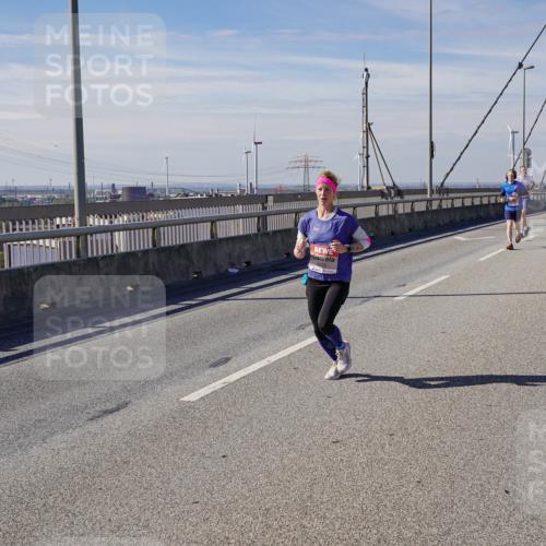 03.10.2025 - Köhlbrandbrückenlauf Michael Burmester http://msf.ph/oto/9076381 03.10.2025 12:41:27 Position 2  meine-sportfotos.de