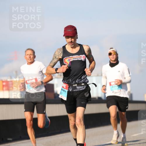 03.10.2025 - Köhlbrandbrückenlauf Jannik Wohlers http://msf.ph/oto/9076393 03.10.2025 09:42:56 Position 3 007 meine-sportfotos.de