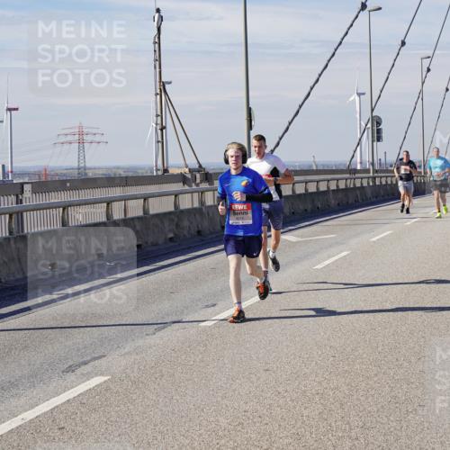 03.10.2025 - Köhlbrandbrückenlauf Michael Burmester http://msf.ph/oto/9076409 03.10.2025 12:41:29 Position 2  meine-sportfotos.de