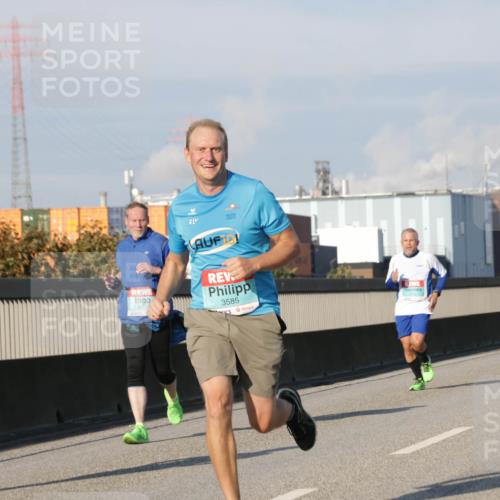 03.10.2025 - Köhlbrandbrückenlauf Jannik Wohlers http://msf.ph/oto/9076429 03.10.2025 09:51:55 Position 3 2671, 3585, 1377 meine-sportfotos.de