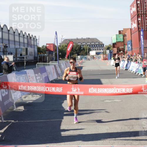 03.10.2025 - Köhlbrandbrückenlauf Jannik Wohlers http://msf.ph/oto/9076436 03.10.2025 12:46:49 Ziel 4027, 6483, 6516, 6740 meine-sportfotos.de