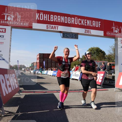 03.10.2025 - Köhlbrandbrückenlauf Lena Gebhardt http://msf.ph/oto/9076462 03.10.2025 13:40:51 Ziel 5495, 5496, 5558, 6134, 6135 meine-sportfotos.de