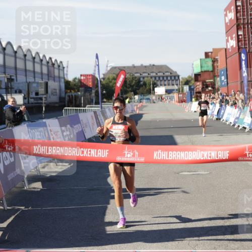 03.10.2025 - Köhlbrandbrückenlauf Jannik Wohlers http://msf.ph/oto/9076474 03.10.2025 12:46:49 Ziel 4027, 6483, 6516, 6740 meine-sportfotos.de
