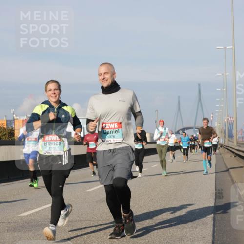 03.10.2025 - Köhlbrandbrückenlauf Jannik Wohlers http://msf.ph/oto/9076534 03.10.2025 09:51:58 Position 3 1377, 1378 meine-sportfotos.de