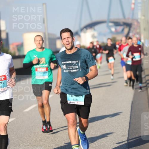 03.10.2025 - Köhlbrandbrückenlauf Jannik Wohlers http://msf.ph/oto/9076538 03.10.2025 09:43:15 Position 3 1036, 2024, 44, 1860, 3223 meine-sportfotos.de