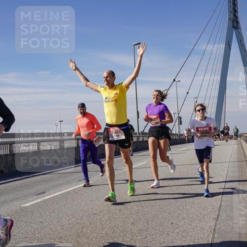 03.10.2025 - Köhlbrandbrückenlauf Michael Burmester http://msf.ph/oto/9076569 03.10.2025 12:41:42 Position 2 4063, 5964 meine-sportfotos.de