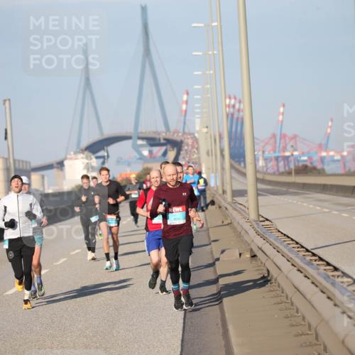 03.10.2025 - Köhlbrandbrückenlauf Jannik Wohlers http://msf.ph/oto/9076571 03.10.2025 09:43:17 Position 3  meine-sportfotos.de