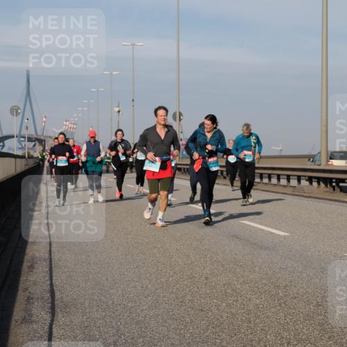 03.10.2025 - Köhlbrandbrückenlauf Fabian Wolf http://msf.ph/oto/9076572 03.10.2025 10:15:28 Position 3  meine-sportfotos.de