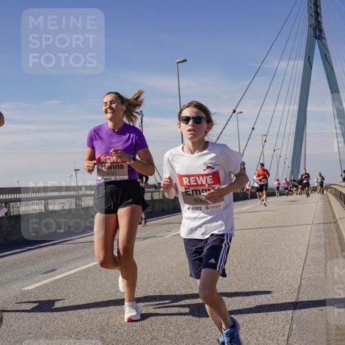 03.10.2025 - Köhlbrandbrückenlauf Michael Burmester http://msf.ph/oto/9076616 03.10.2025 12:41:44 Position 2 6392, 5721, 5098 meine-sportfotos.de