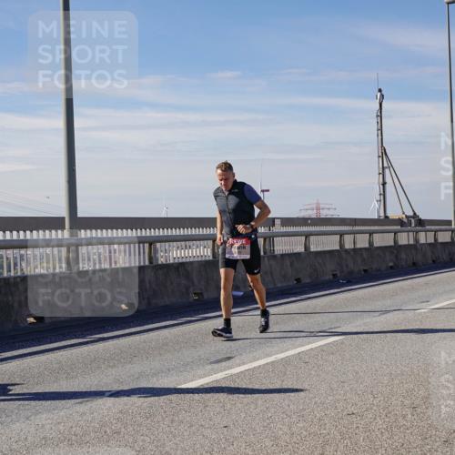03.10.2025 - Köhlbrandbrückenlauf Michael Burmester http://msf.ph/oto/9076654 03.10.2025 12:41:47 Position 2  meine-sportfotos.de