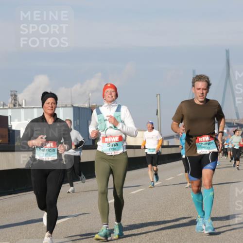 03.10.2025 - Köhlbrandbrückenlauf Jannik Wohlers http://msf.ph/oto/9076677 03.10.2025 09:52:01 Position 3 1496, 1730, 2903 meine-sportfotos.de