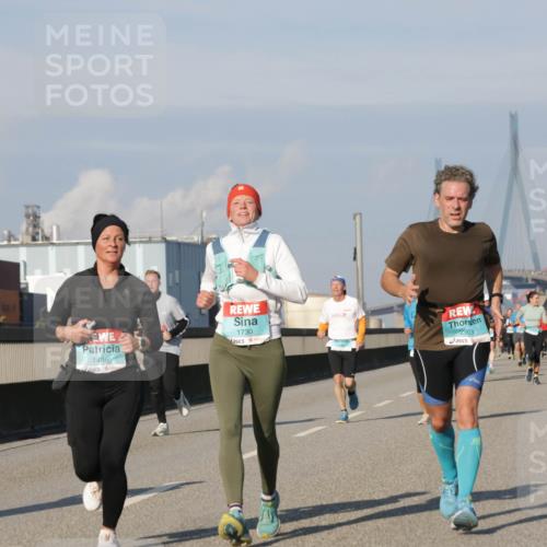 03.10.2025 - Köhlbrandbrückenlauf Jannik Wohlers http://msf.ph/oto/9076684 03.10.2025 09:52:01 Position 3 1496, 1730, 2903 meine-sportfotos.de