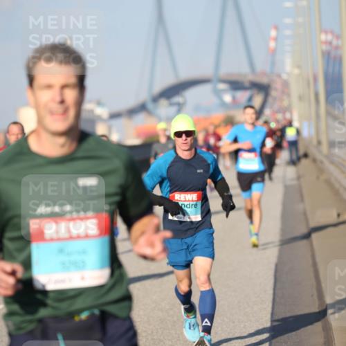 03.10.2025 - Köhlbrandbrückenlauf Jannik Wohlers http://msf.ph/oto/9076765 03.10.2025 09:43:26 Position 3 3531 meine-sportfotos.de
